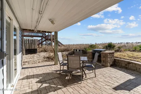 3225 E Beach Drive Oak Island NC 28465