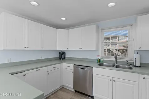 3225 E Beach Drive Oak Island NC 28465