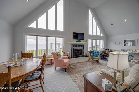 556 Mallard Cove Roper NC 27970