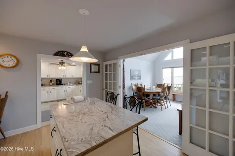 556 Mallard Cove Roper NC 27970