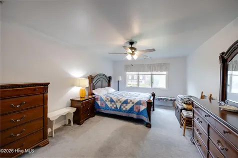 556 Mallard Cove Roper NC 27970