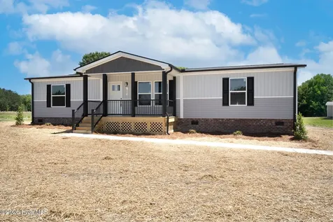 7601 Alice Court Castalia NC 27816