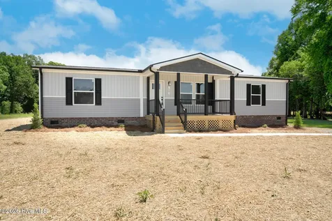 7601 Alice Court Castalia NC 27816
