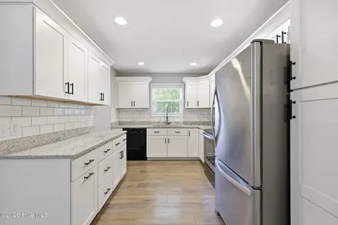 145 Pecan Lane Aberdeen NC 28315