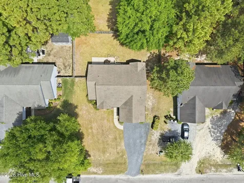145 Pecan Lane Aberdeen NC 28315