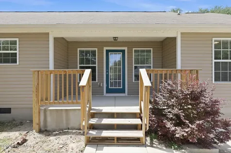 145 Pecan Lane Aberdeen NC 28315