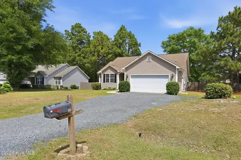 145 Pecan Lane Aberdeen NC 28315