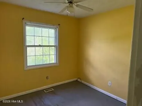 6 Cornell Drive Jacksonville NC 28546