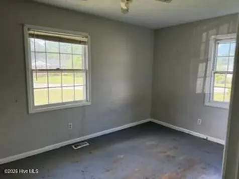 6 Cornell Drive Jacksonville NC 28546