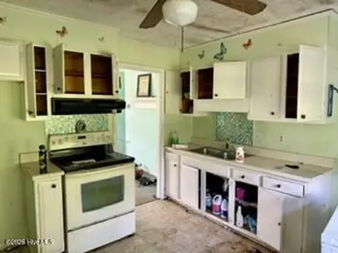6 Cornell Drive Jacksonville NC 28546