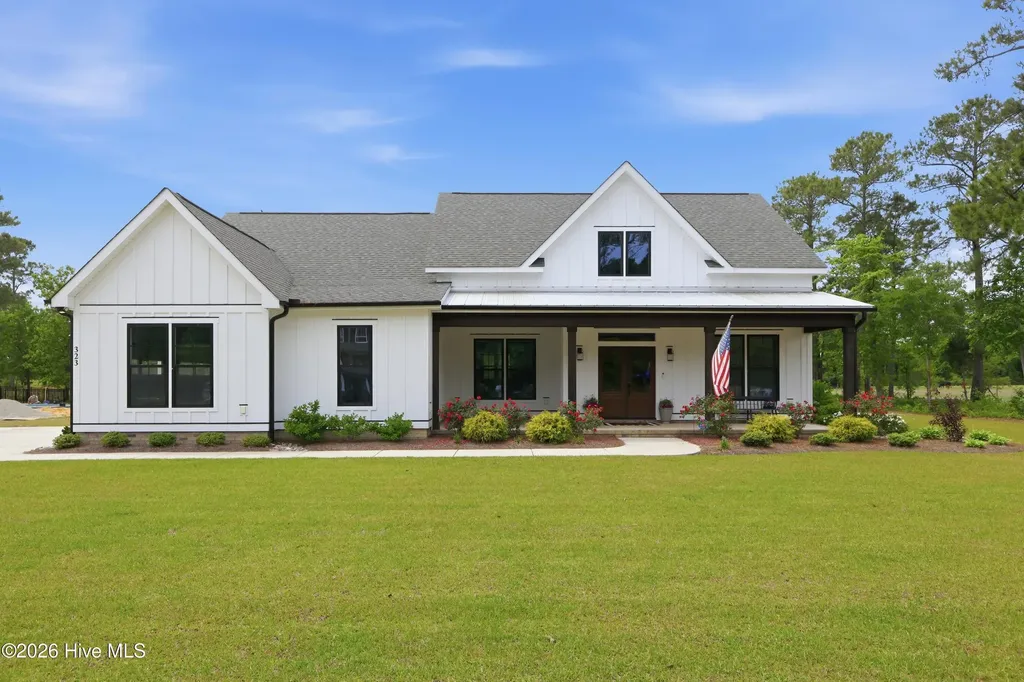 323 Leaward Trace Swansboro NC 28584