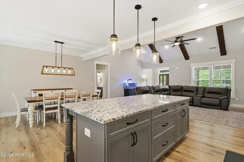 323 Leaward Trace Swansboro NC 28584
