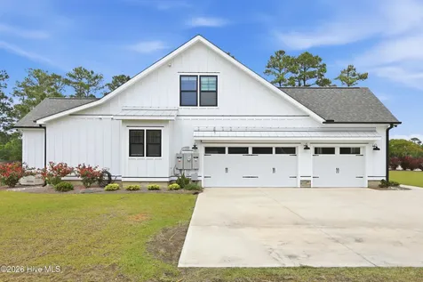 323 Leaward Trace Swansboro NC 28584