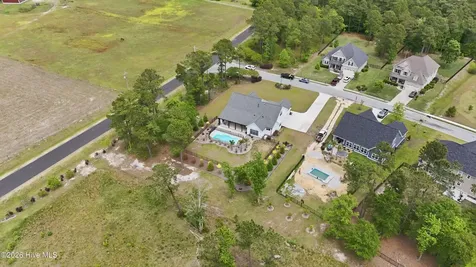 323 Leaward Trace Swansboro NC 28584