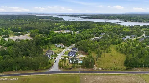 323 Leaward Trace Swansboro NC 28584