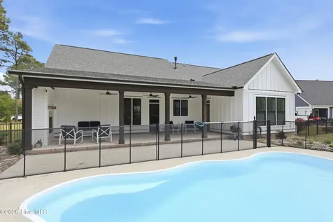 323 Leaward Trace Swansboro NC 28584