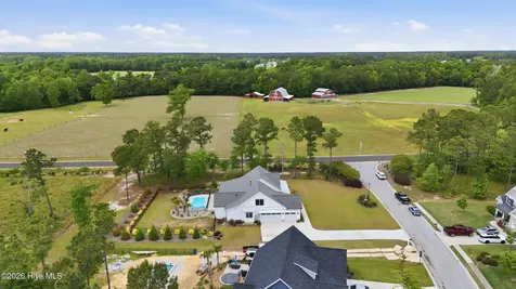 323 Leaward Trace Swansboro NC 28584