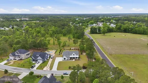323 Leaward Trace Swansboro NC 28584