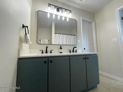 4601 Song Sparrow Court Wilmington NC 28412