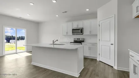 741 Lazy Elm Lane Aberdeen NC 28315