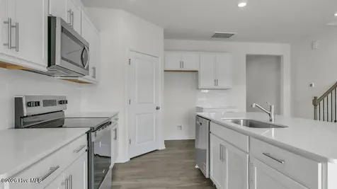 741 Lazy Elm Lane Aberdeen NC 28315