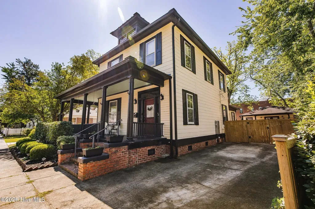 615 New Street New Bern NC 28560