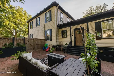 615 New Street New Bern NC 28560