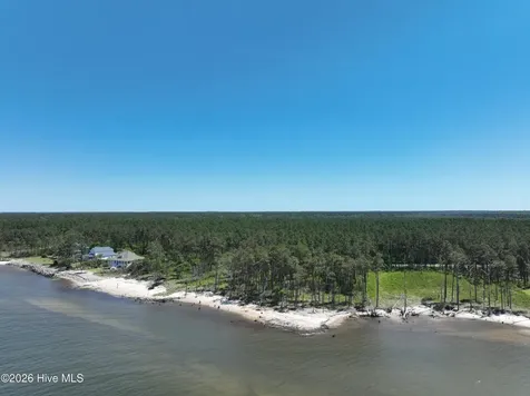133 Bluefin Court Beaufort NC 28516