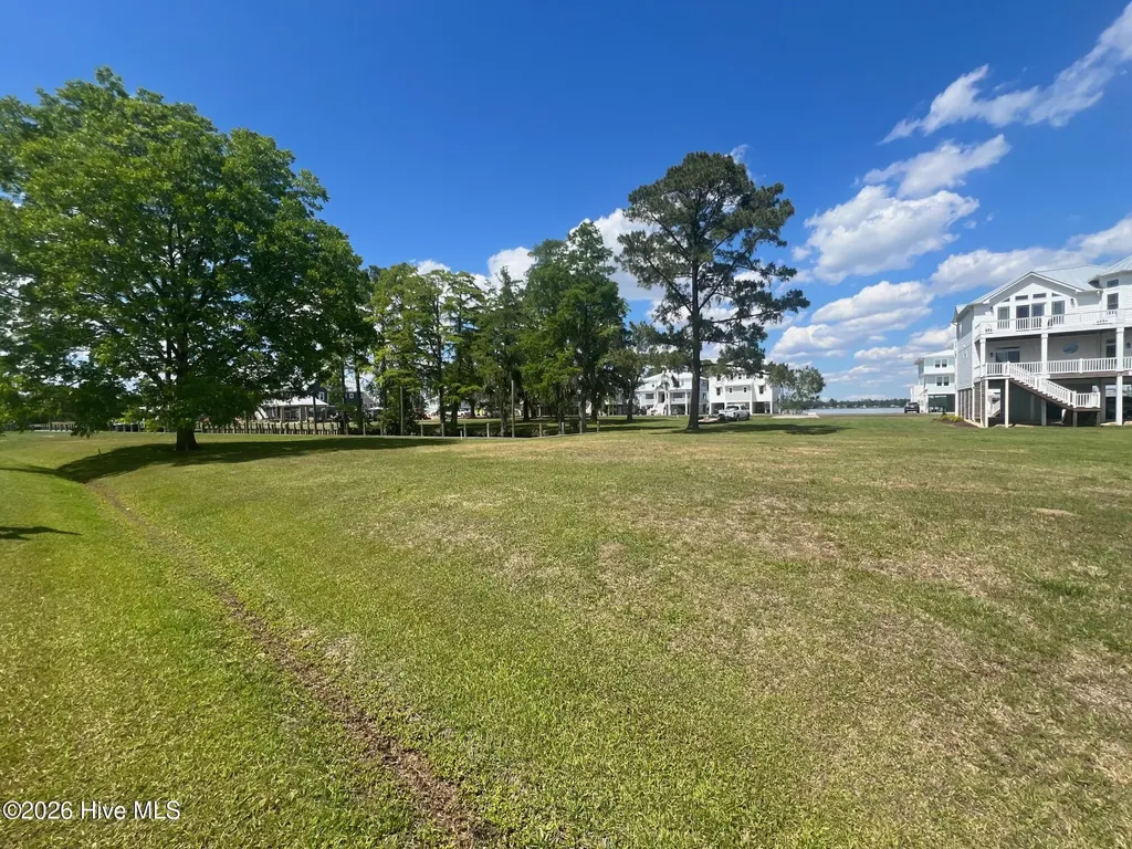 61 Maritime Court Chocowinity NC 27817