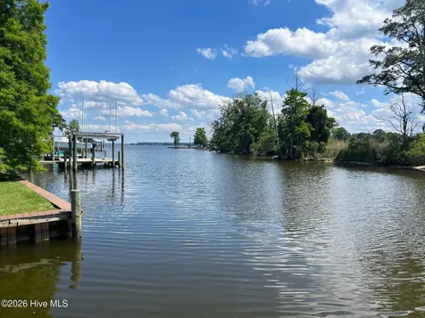 61 Maritime Court Chocowinity NC 27817