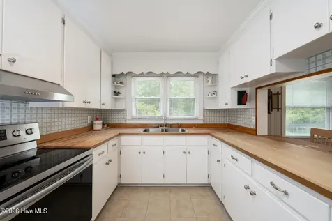 4602 Mockingbird Lane Wilmington NC 28409