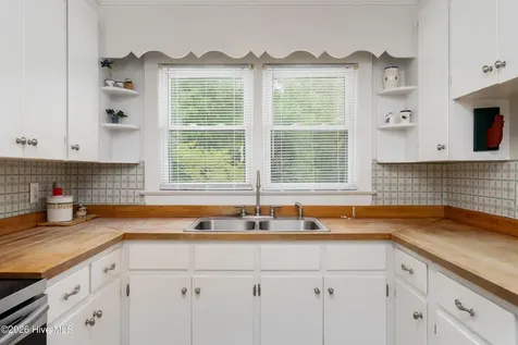 4602 Mockingbird Lane Wilmington NC 28409