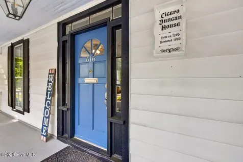 616 New Street New Bern NC 28560