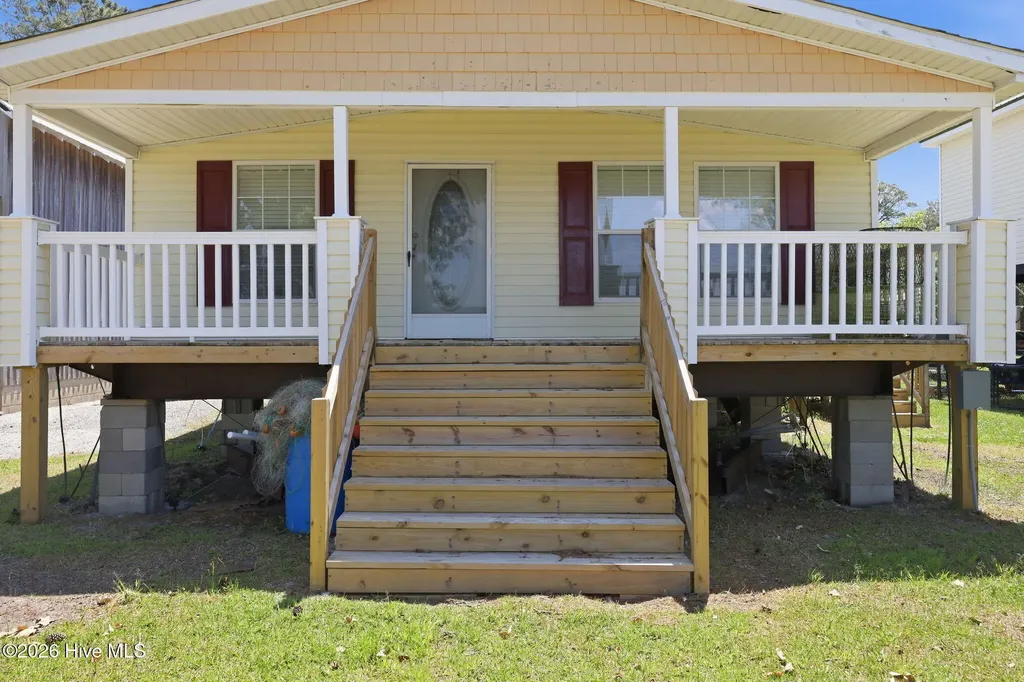 185 Barnes-foster Loop Road Belhaven NC 27810