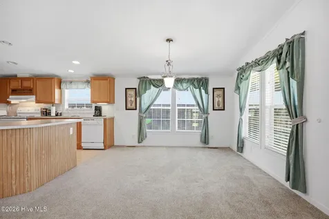 185 Barnes-foster Loop Road Belhaven NC 27810
