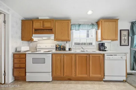185 Barnes-foster Loop Road Belhaven NC 27810