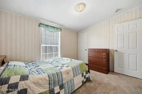 185 Barnes-foster Loop Road Belhaven NC 27810