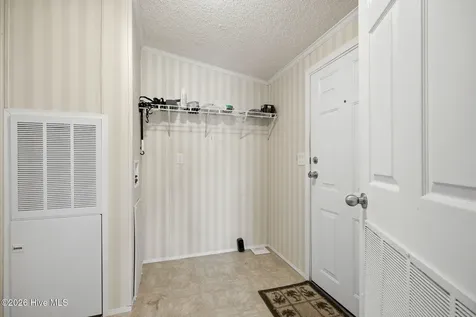 185 Barnes-foster Loop Road Belhaven NC 27810