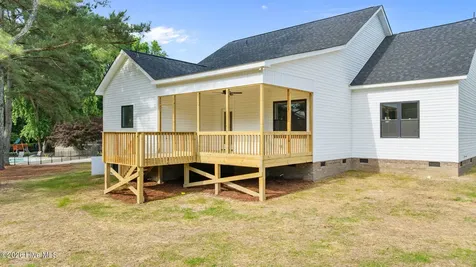 113 Twin Oaks Place Goldsboro NC 27530