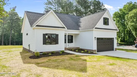 113 Twin Oaks Place Goldsboro NC 27530