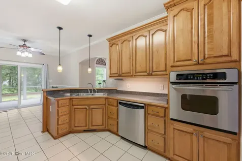 130 Quail Woods Drive New Bern NC 28560