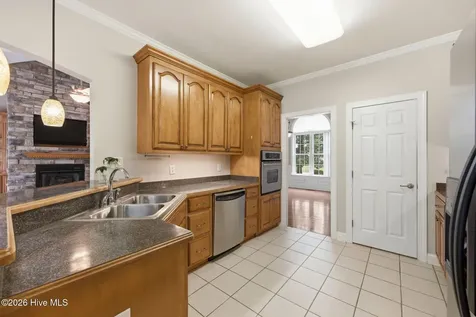 130 Quail Woods Drive New Bern NC 28560