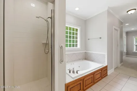 130 Quail Woods Drive New Bern NC 28560
