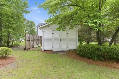 130 Quail Woods Drive New Bern NC 28560