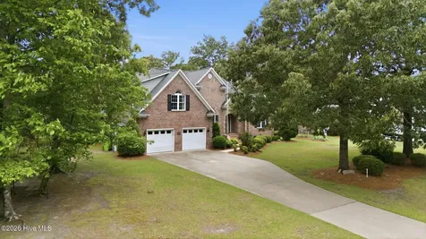 130 Quail Woods Drive New Bern NC 28560
