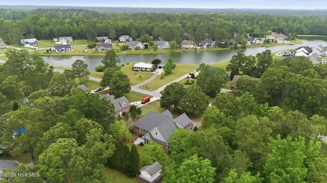 130 Quail Woods Drive New Bern NC 28560