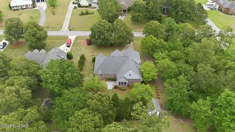 130 Quail Woods Drive New Bern NC 28560
