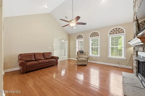 130 Quail Woods Drive New Bern NC 28560