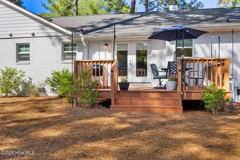 5 Mcleod Road Pinehurst NC 28374