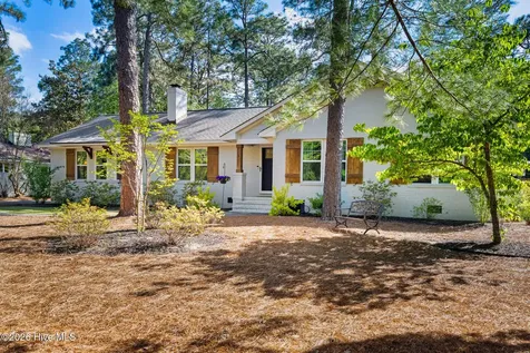 5 Mcleod Road Pinehurst NC 28374